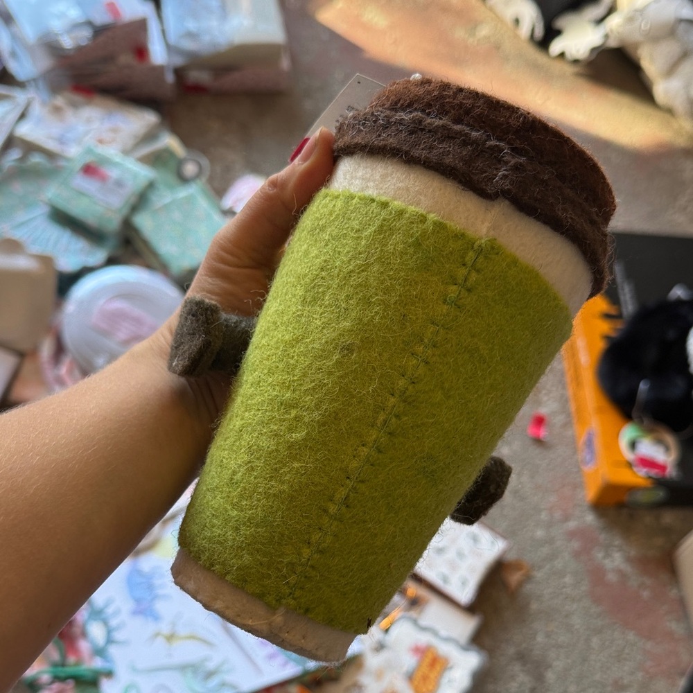 Studio 1031 Green Monster Cup Plush - Picture 2 of 3